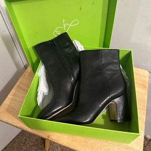 Sam Edelman fawn black leather ankle boot